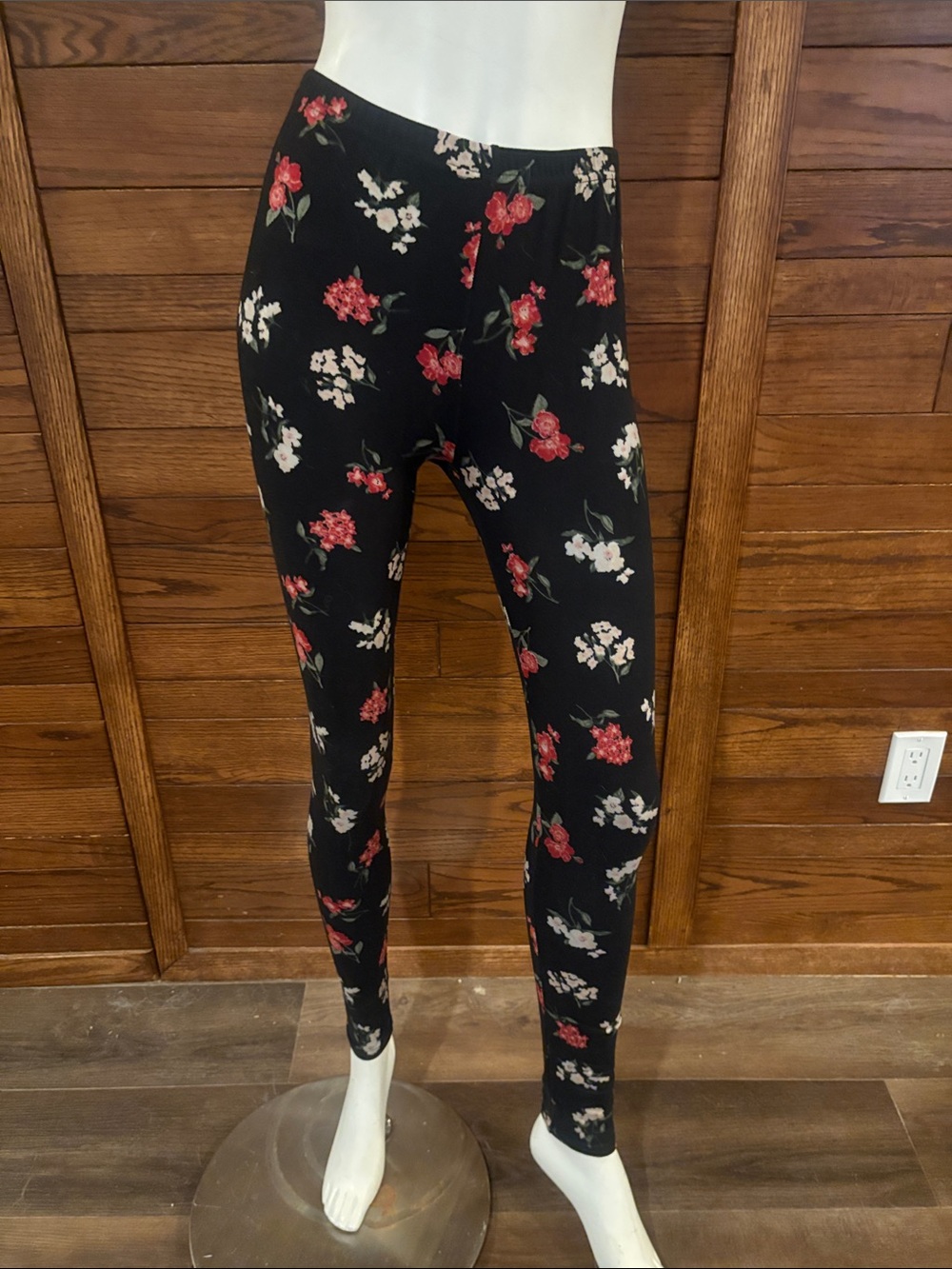 Black Floral High-Rise Leggings with Red & White Blooms